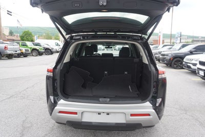 2025 Nissan Pathfinder SL 4WD