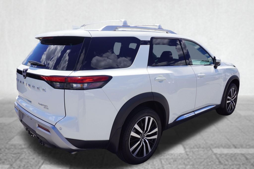 2024 Nissan Pathfinder Platinum 4WD