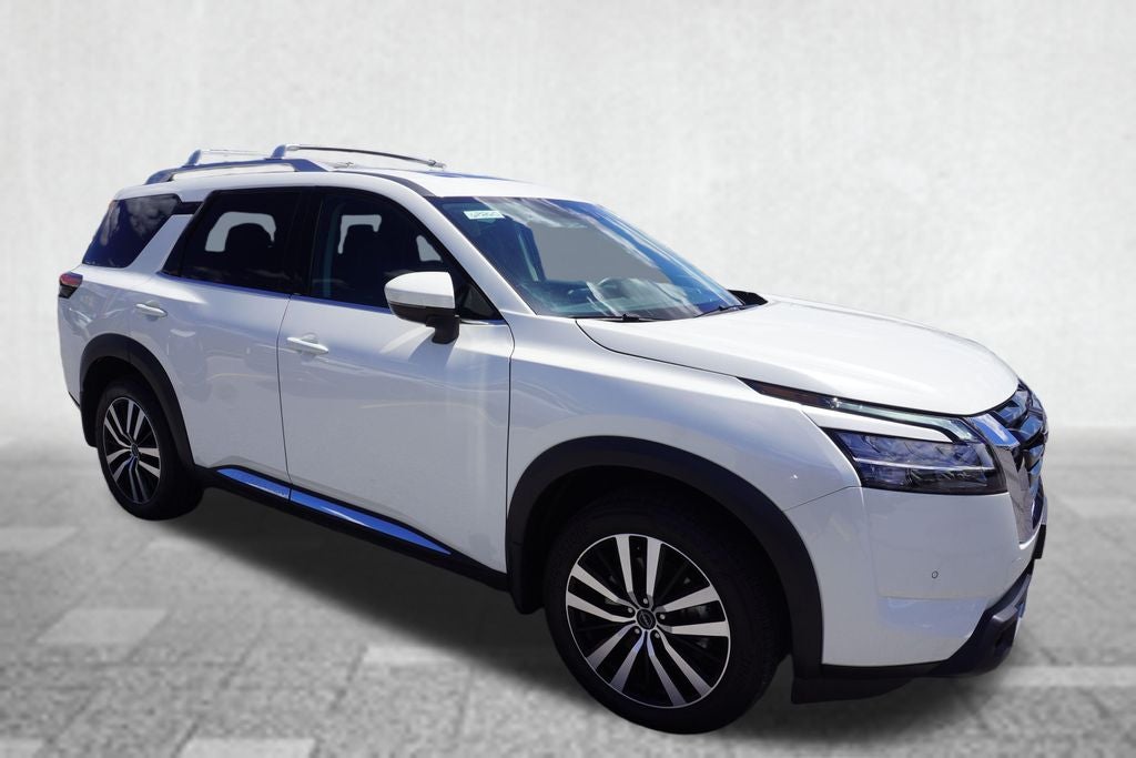 2024 Nissan Pathfinder Platinum 4WD