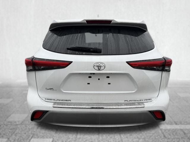 2022 Toyota Highlander Platinum