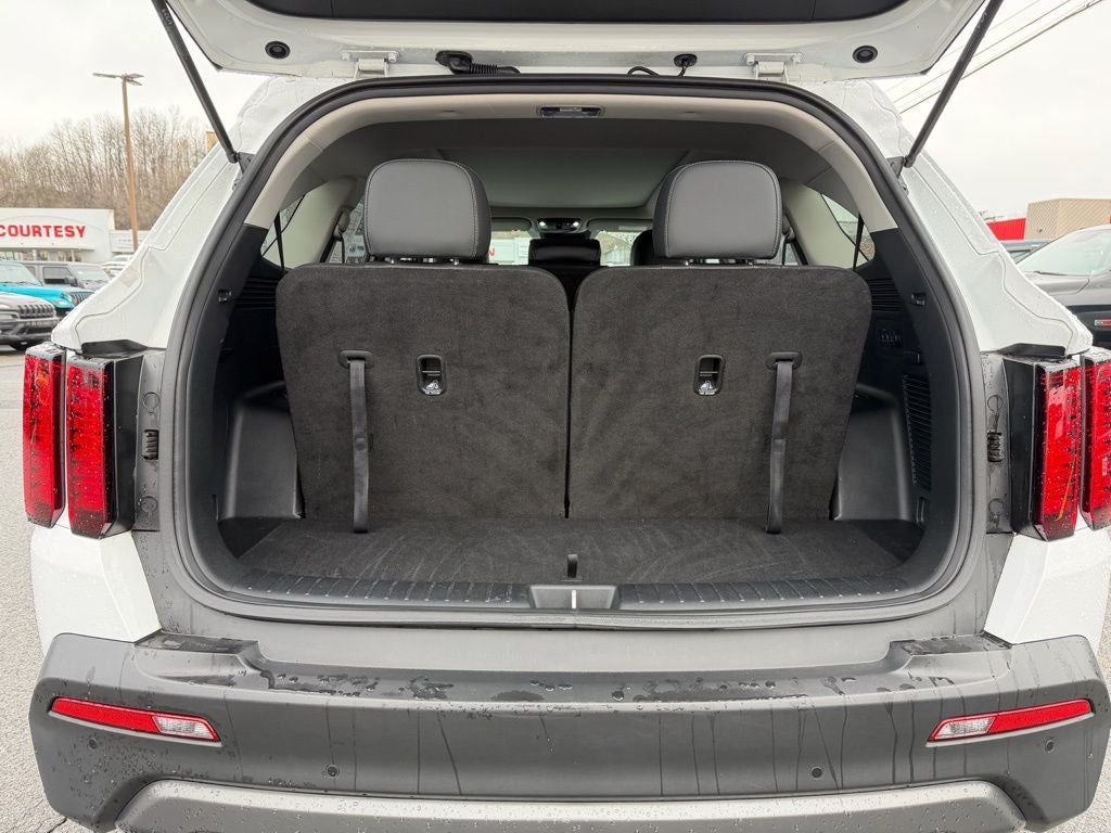 2023 Kia Sorento X-Line S