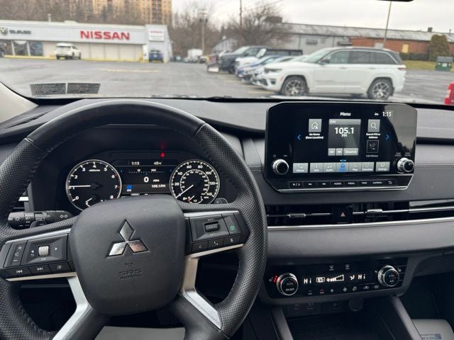 2022 Mitsubishi Outlander SEL Special Edition S-AWC
