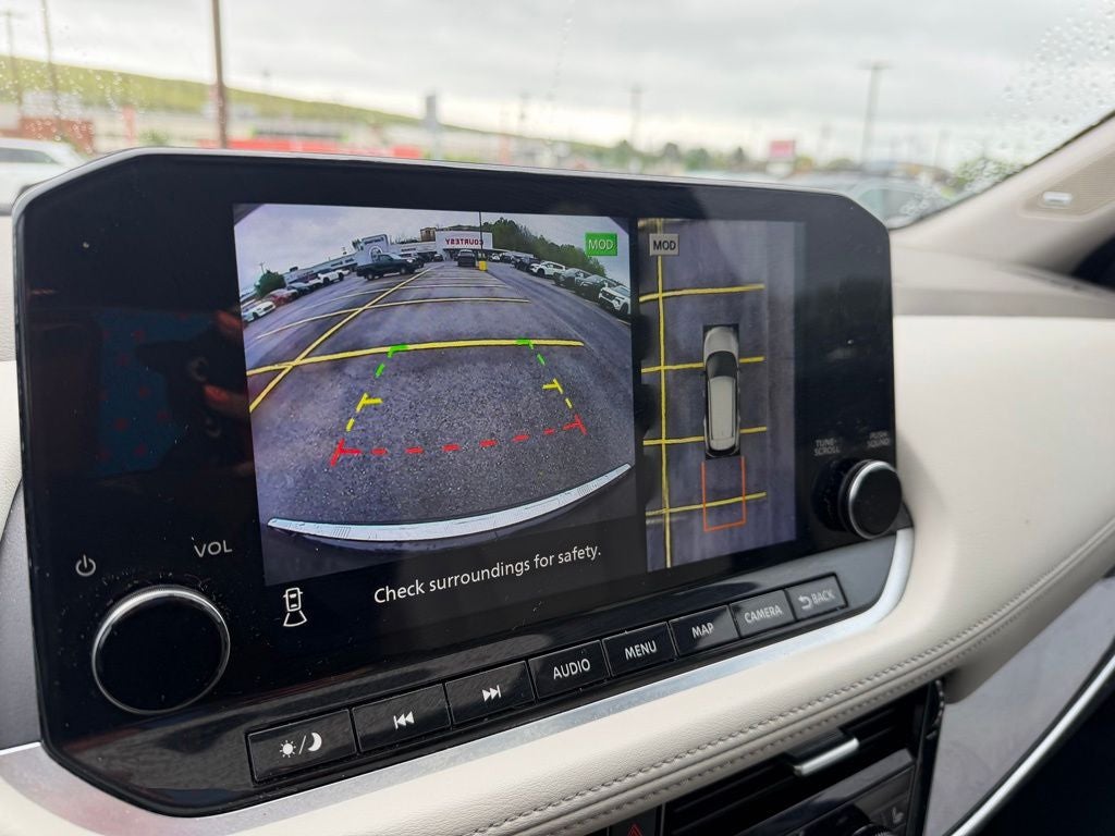 2023 Nissan Rogue SL Intelligent AWD