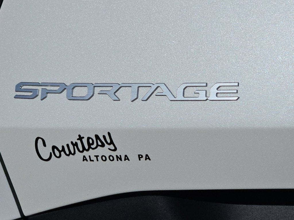 2023 Kia Sportage Hybrid EX