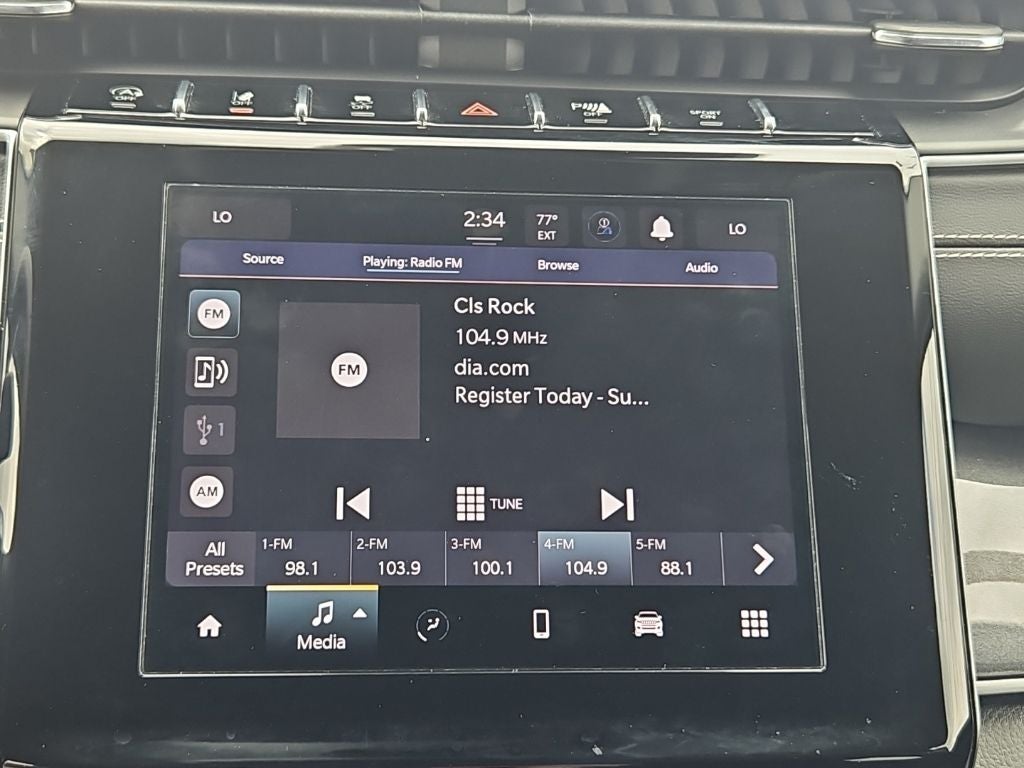 2023 Jeep Grand Cherokee Laredo