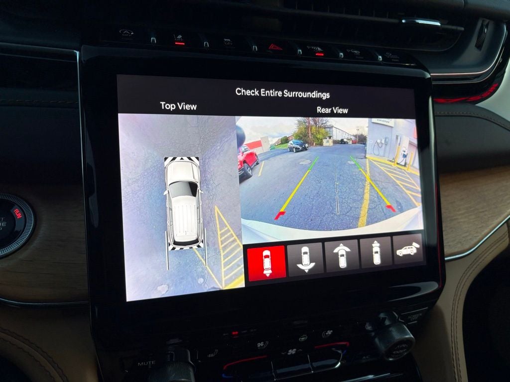 2023 Jeep Grand Cherokee L Summit