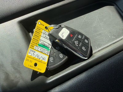 2023 Chevrolet Silverado 1500 Blackout Convenience Dark Essentials w/ Trailering