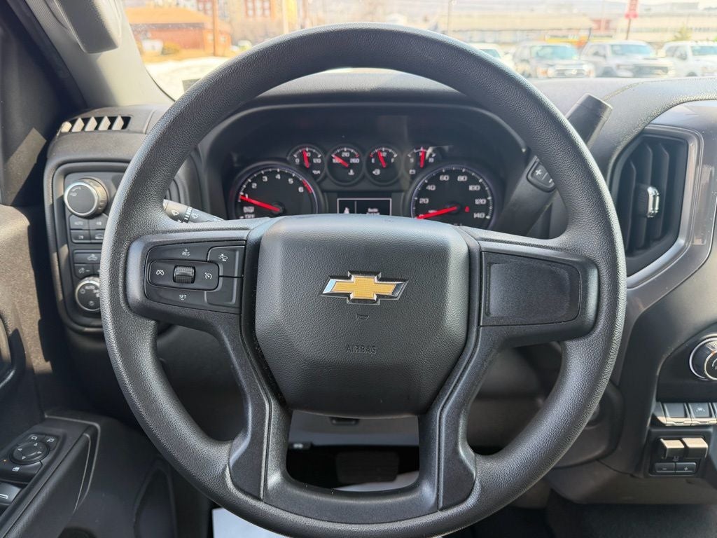 2023 Chevrolet Silverado 1500 Blackout Convenience Dark Essentials w/ Trailering