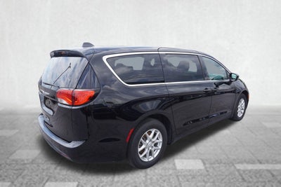 2026 Chrysler Voyager LX