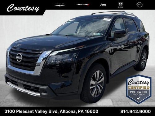 2025 Nissan Pathfinder SL