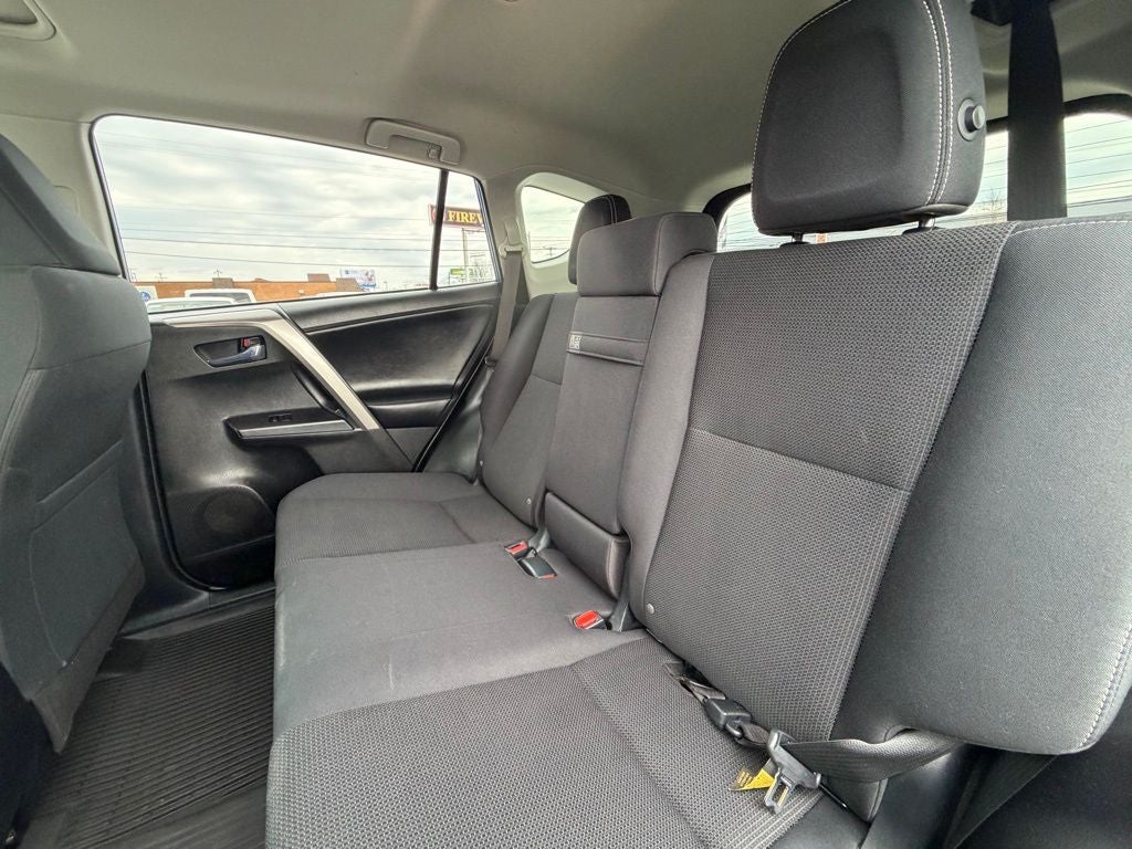 2018 Toyota RAV4 Hybrid XLE