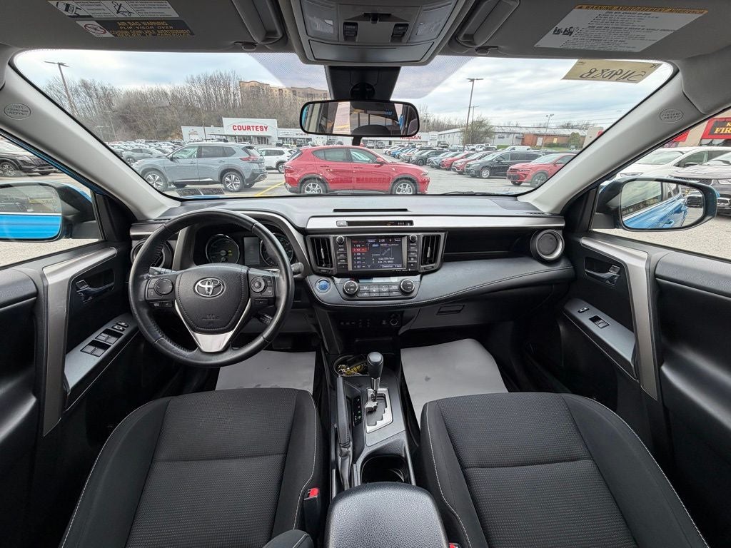 2018 Toyota RAV4 Hybrid XLE