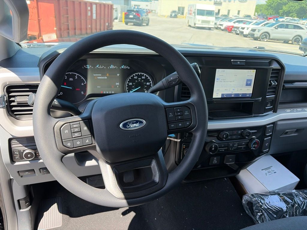 2026 Ford F-600SD XLT