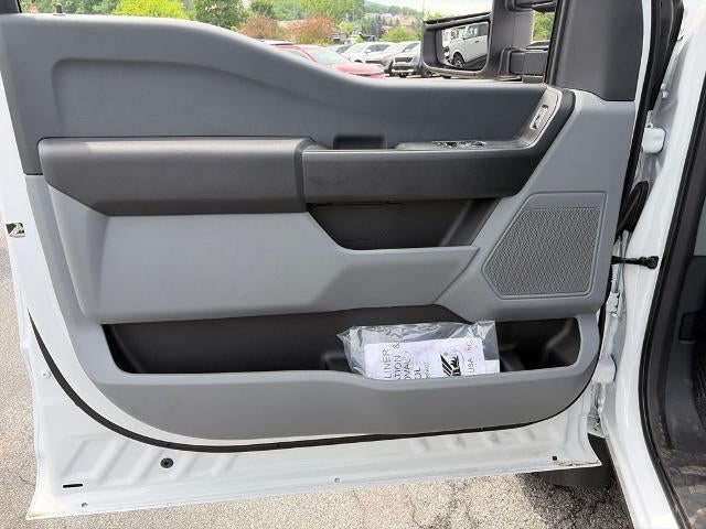 2025 Ford F-450 Super Duty Chassis Cab XL - Photo 12