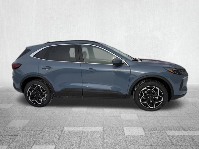 2026 Ford Escape Hybrid Platinum