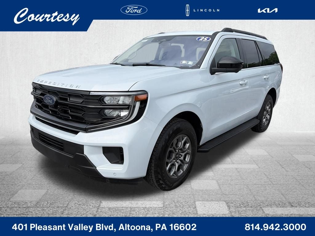 2025 Ford Expedition Active