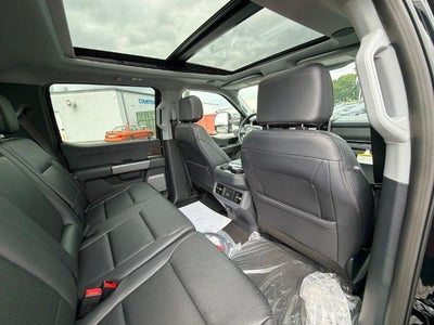 2027 Ford F-350SD Lariat
