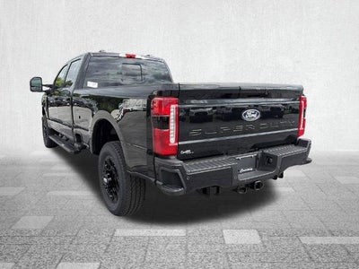 2027 Ford F-350SD Lariat