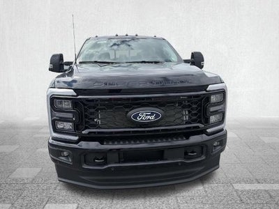 2027 Ford F-350SD Lariat