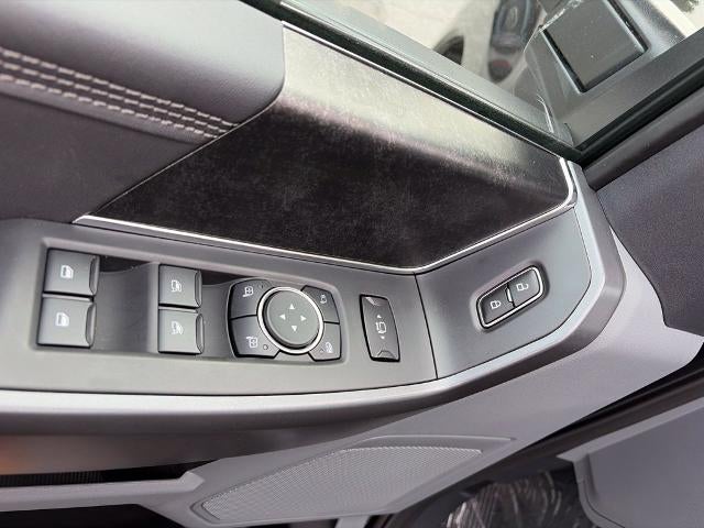 2027 Ford F-350SD XLT