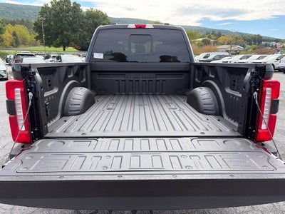 2027 Ford F-350SD XLT