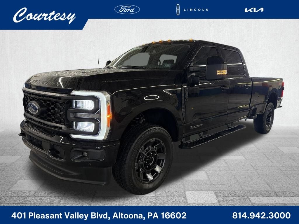 2023 Ford F-350SD Lariat