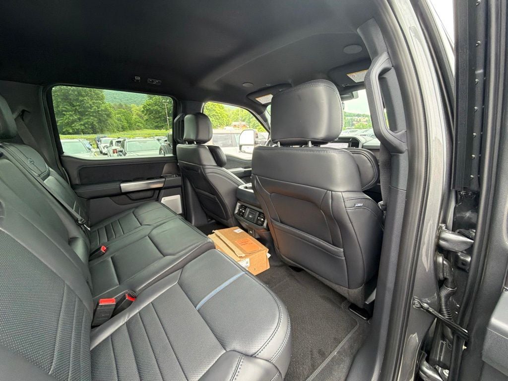 2026 Ford F-450SD Platinum DRW