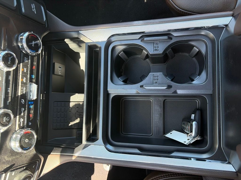 2026 Ford F-450SD King Ranch DRW