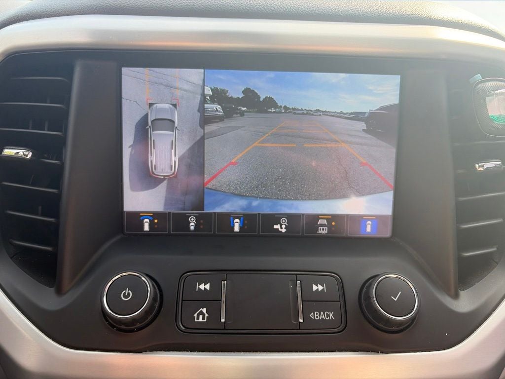 2022 GMC Acadia SLT