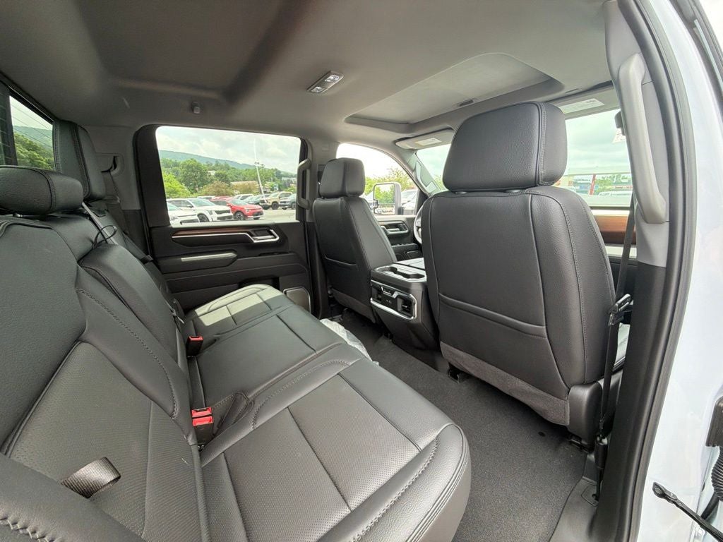 2026 GMC Sierra 2500HD Denali