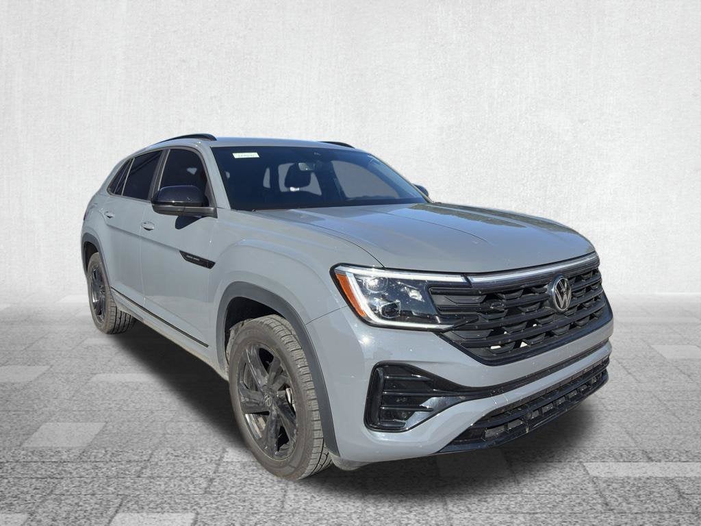2025 Volkswagen Atlas Cross Sport 2.0T SEL R-Line Black