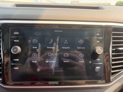 2022 Volkswagen Atlas Cross Sport 3.6L V6 SEL Premium R-Line