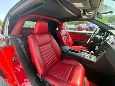 2005 Ford Mustang GT Deluxe