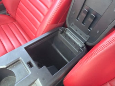 2005 Ford Mustang GT Deluxe