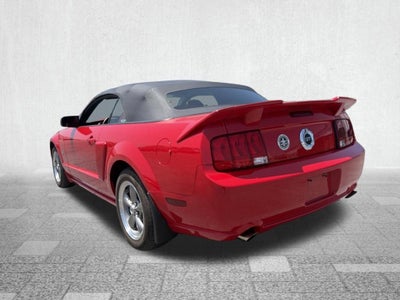 2005 Ford Mustang GT Deluxe