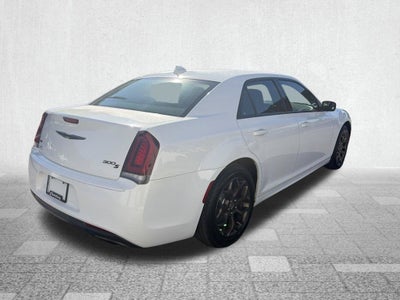 2016 Chrysler 300 S