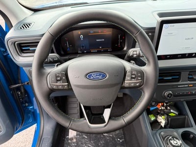 2025 Ford Maverick Lobo Standard