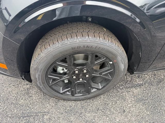 2025 Ford Maverick Lobo Standard