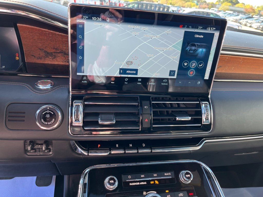 2023 Lincoln Navigator Black Label