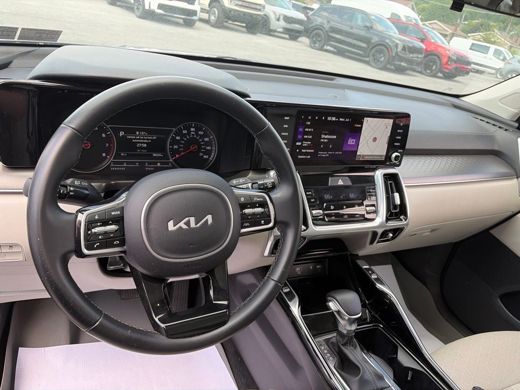 2022 Kia Sorento SX