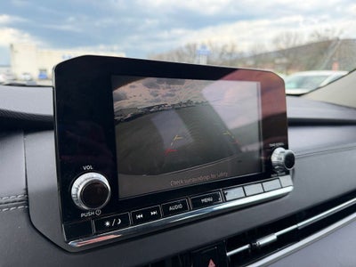 2022 Mitsubishi Outlander ES