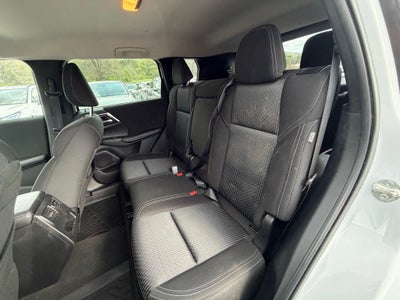2022 Mitsubishi Outlander ES
