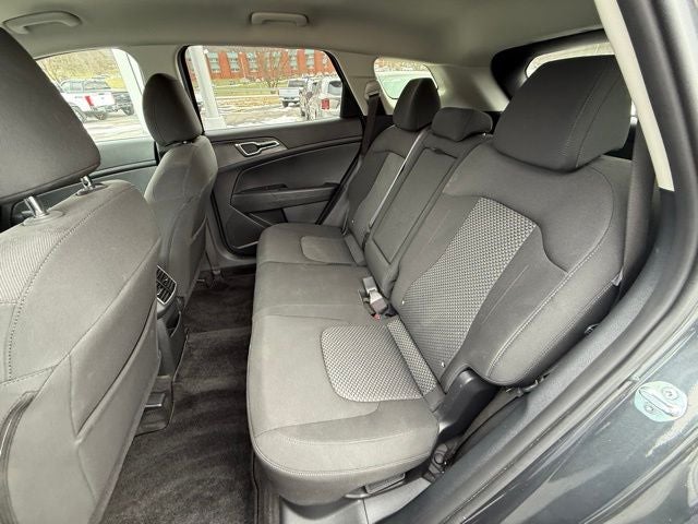 2025 Kia Sportage Hybrid LX