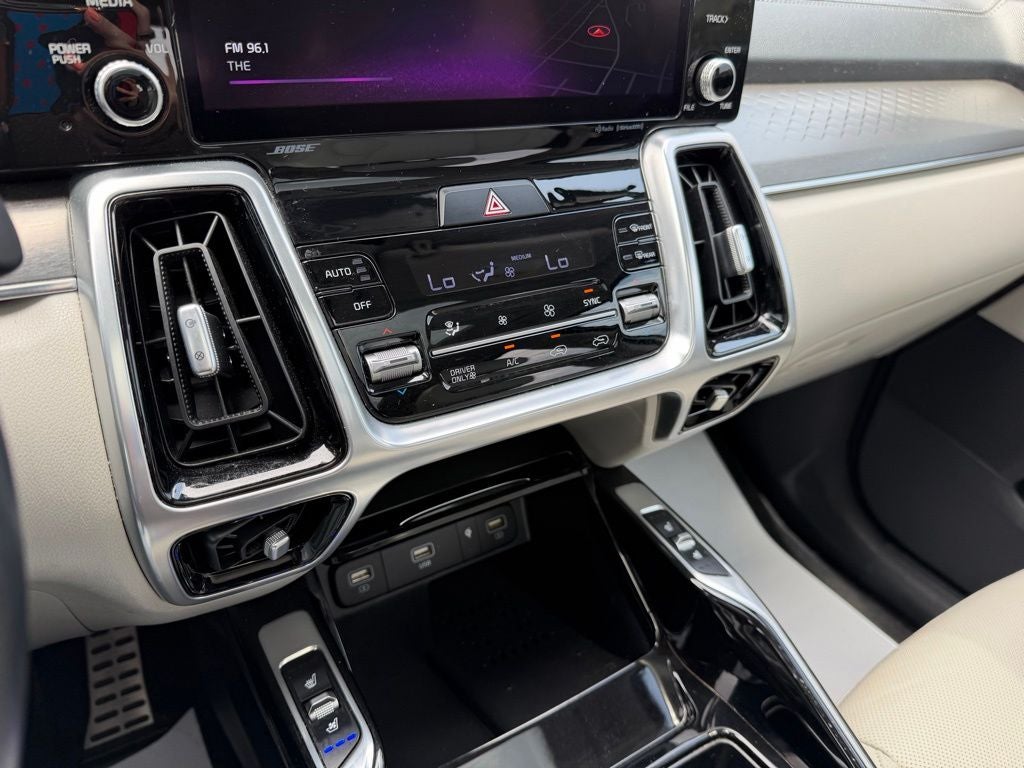 2022 Kia Sorento Plug-In Hybrid SX Prestige